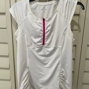 Athleta top size M